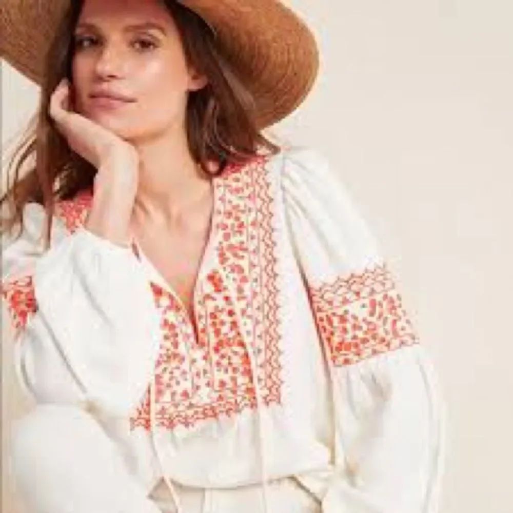 Anthropologie Maeve Louisa Cream Bohemian Long Sleeve Top with Coral Embroidery